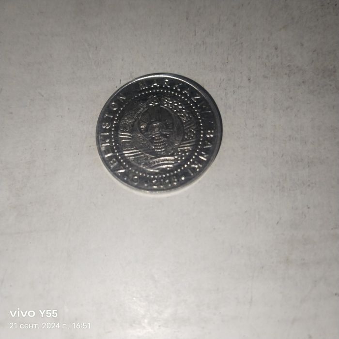 Коллекционные  монета 100 сум