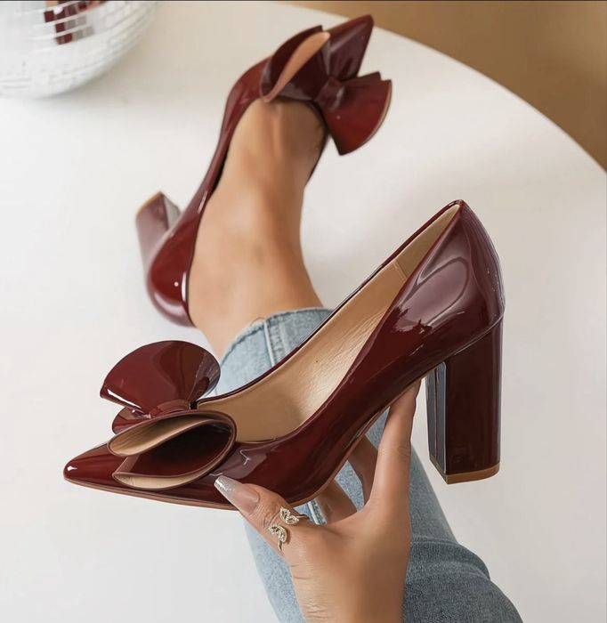 Женские кожаные туфли