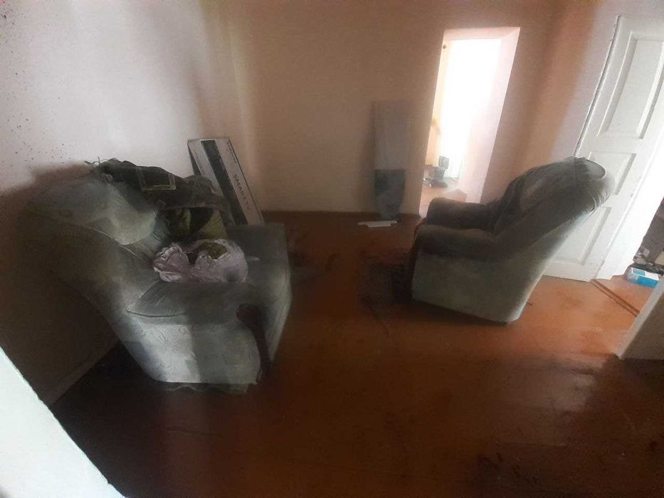 Продаются старые вещи из дома СРОЧНО не дорого