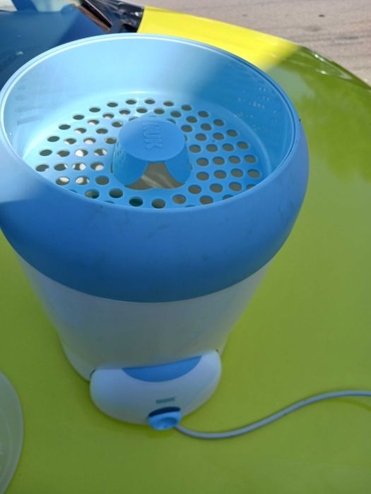 Sterilizator biberoane Nuk