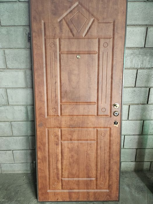 Продам дверь металлическая