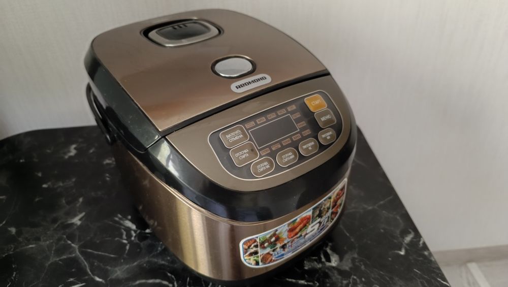 Мультиварка Redmond