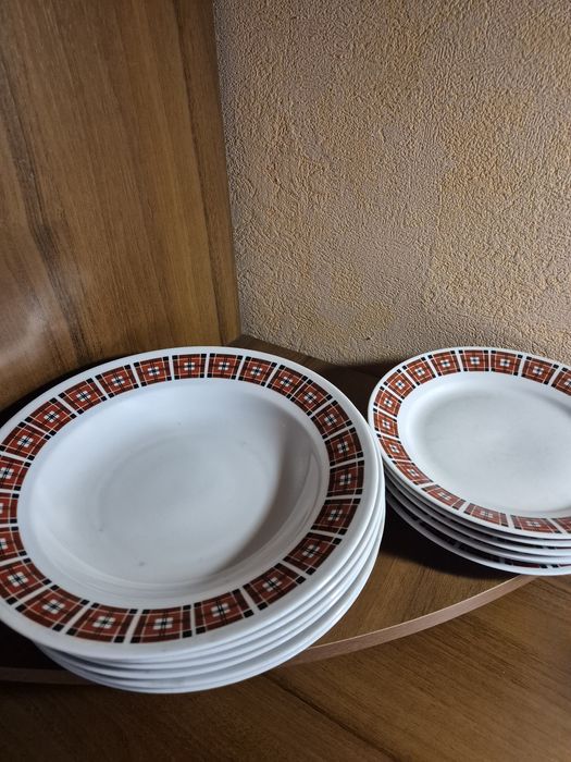 Тарелки фарфоровые  ГДР