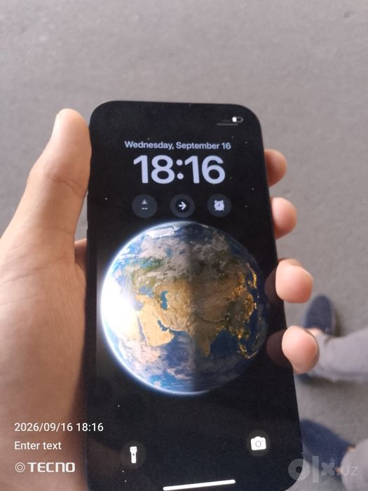 iPhone 13 yani midnight yangi