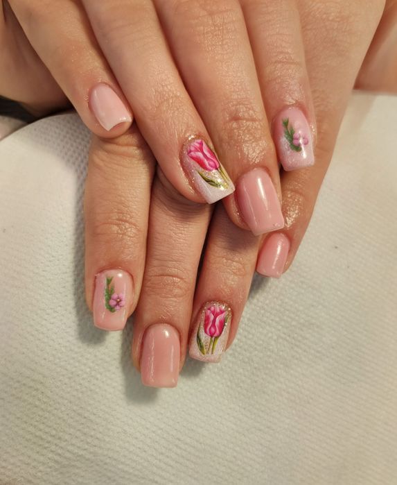 Gene  si unghii cu gel