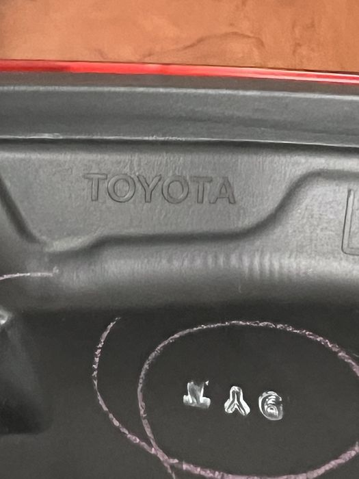 Фонарь камри 70