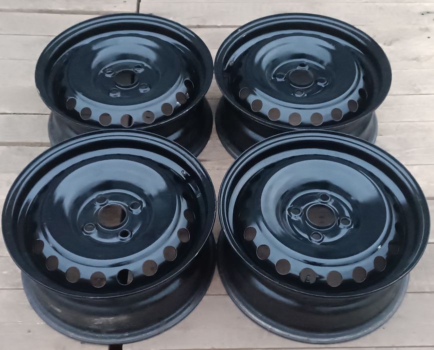 R-15 оригинал Хюндай 4*100 штамп диск Киа рио Тойотаф ярис мазда итд.