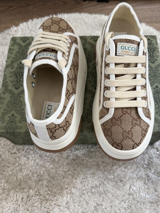Дамски обувки Gucci 38 НОВО