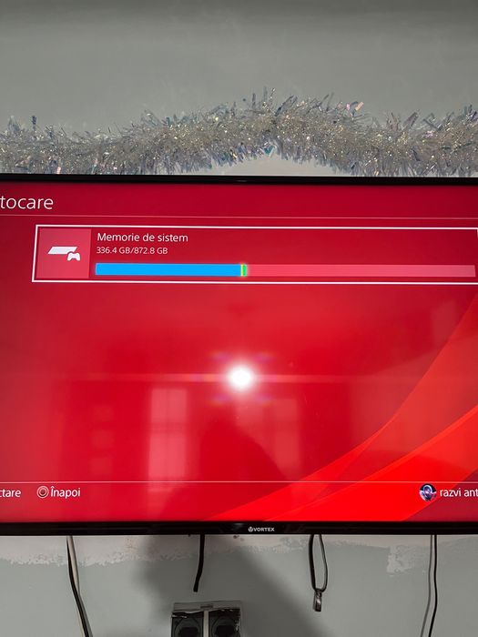 Vand sau schimb ps4 slim 1TB