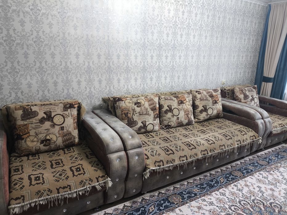 Диван с креслами