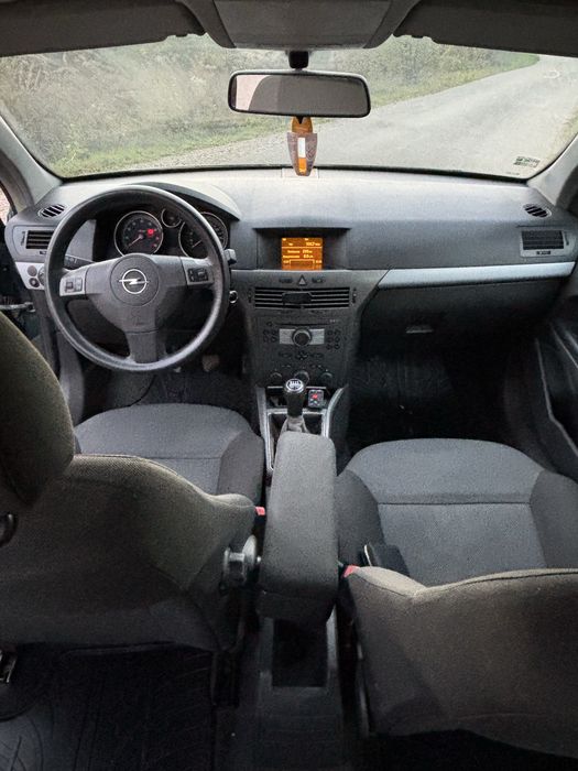 Astra H 1.8 hatchback