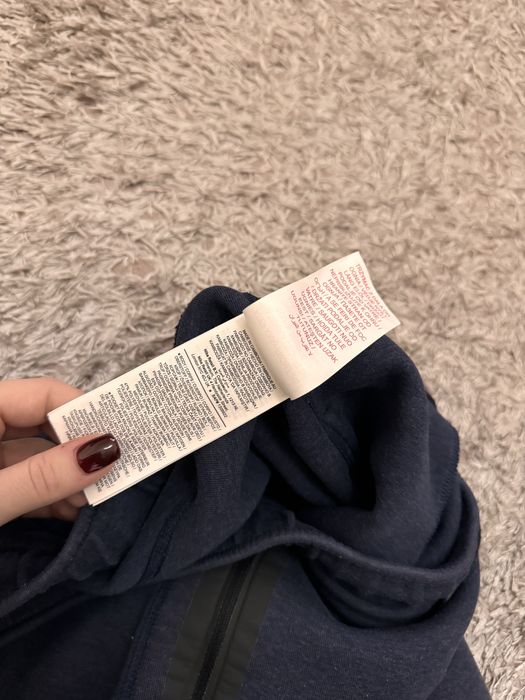 Оригинално долнище Nike Tech Fleece