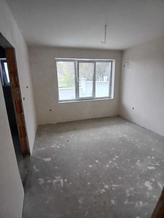 Многостаен в Варна-Бриз площ 151 цена 265000