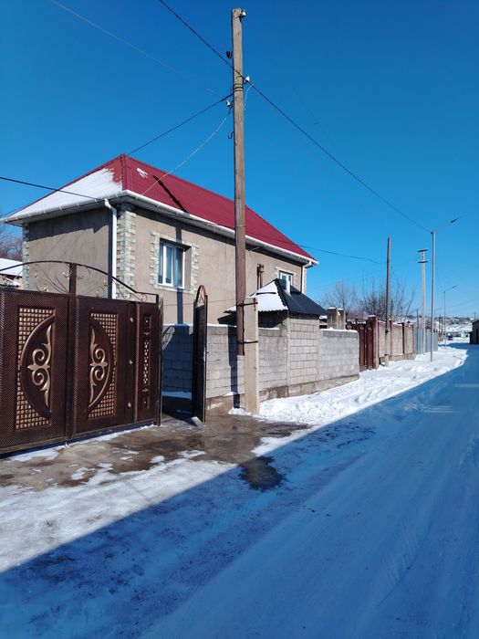 Дом 4 комнатный частный