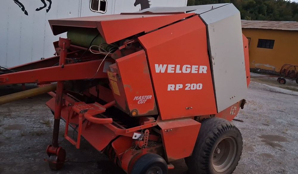 Рулонна сламопреса Welger RP 200