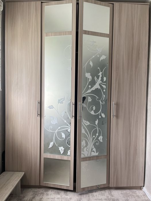 Продается шкаф за 30 тысяч