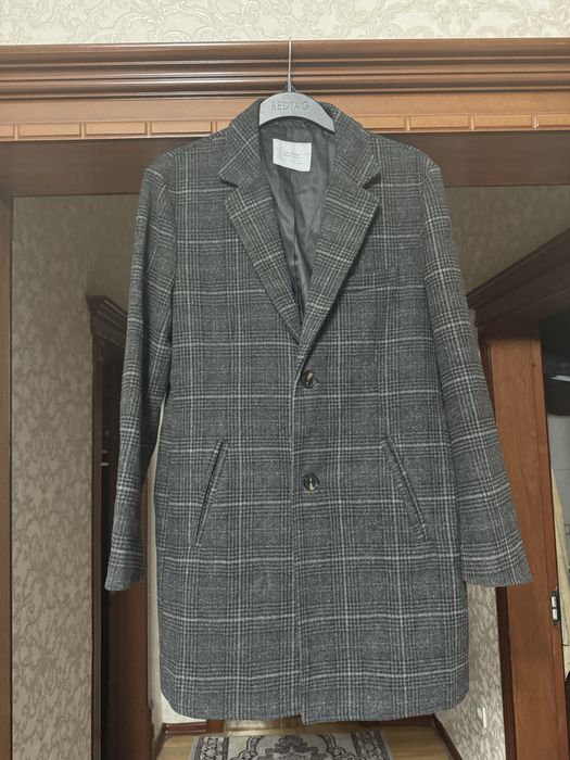 Palto M razmer sotiladi