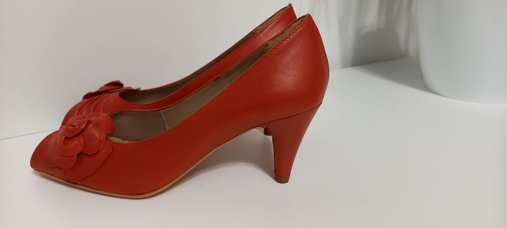 Pantofi Lambertazzi piele naturala marimea 37