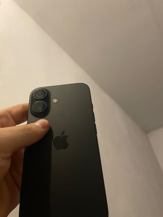 Айфон 16 128 гигабайт 100акб