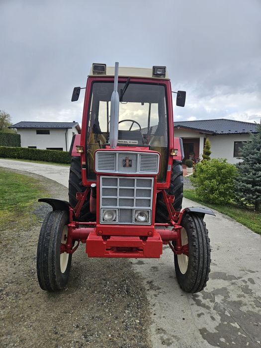 Tractor CASE International 745 XL