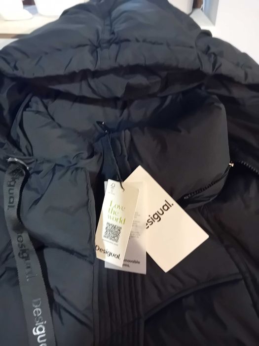 Оригинално зимно яке DESIGUAL