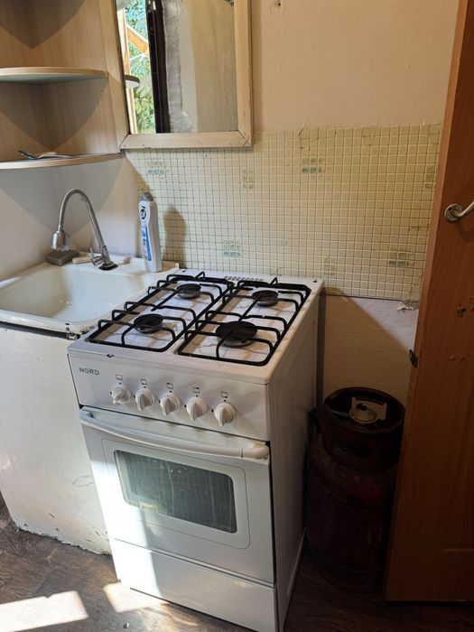 Сдается времянка комната+кухня