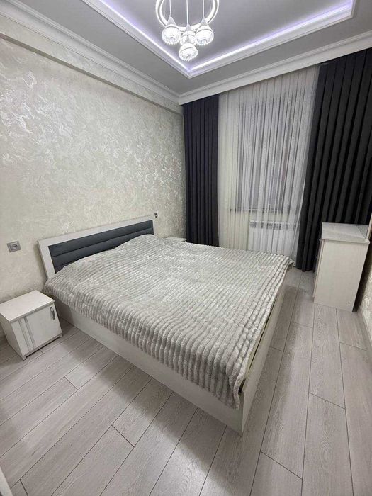 2х Квартира на метро Новза