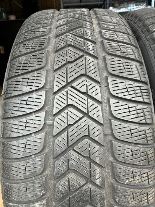 235/55/19 Пирели Зимни Run Flat
