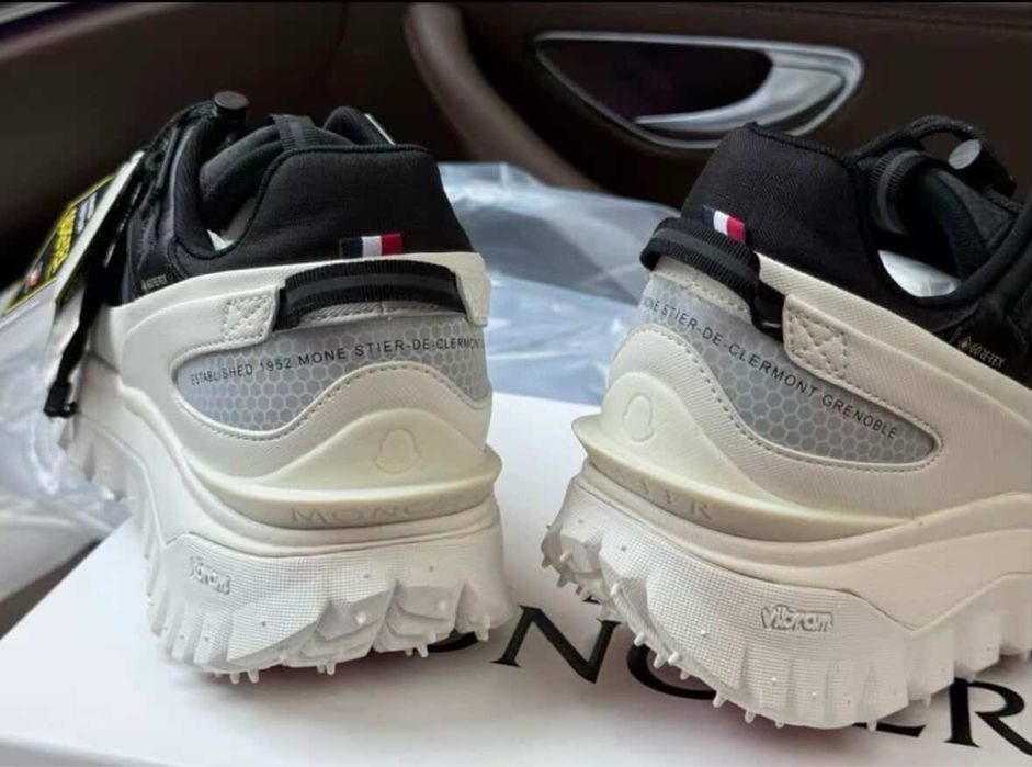 MONCLER Trailgrip 40-45 номер НАЛИЧНИ