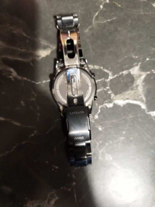Casio Lineage wave ceptor solar много запазен