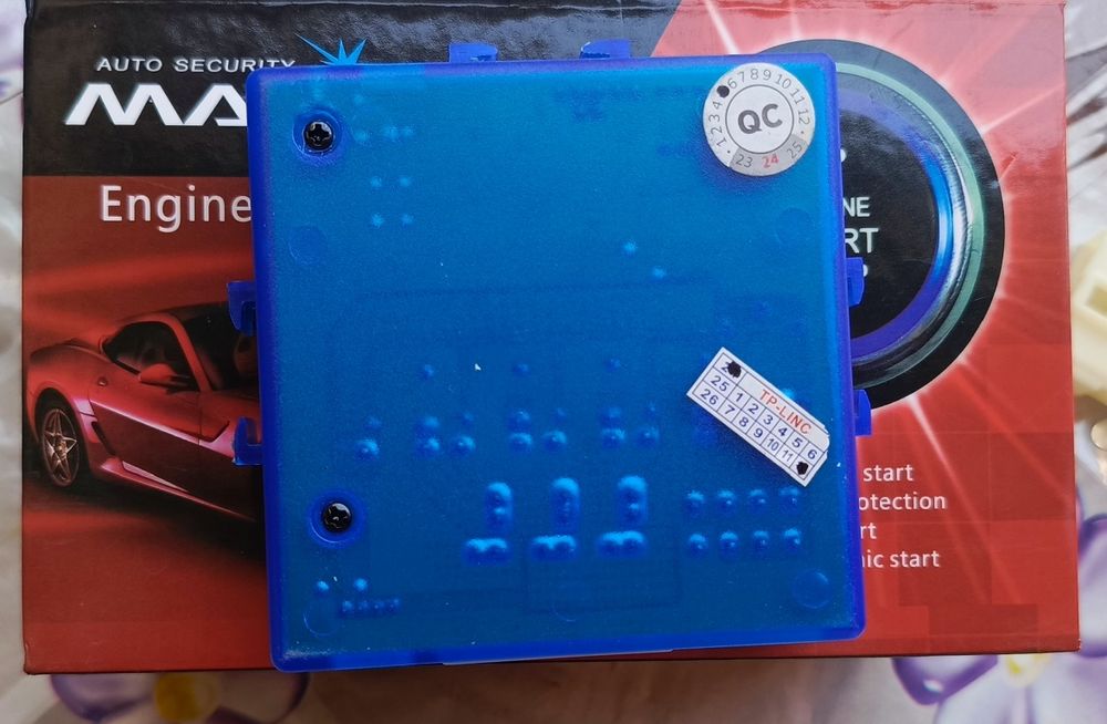 Продаётся  комплект старт-стоп для автомобиля.