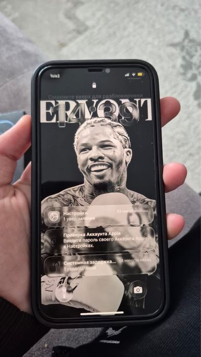 Прадам айфон 12про каропка есть