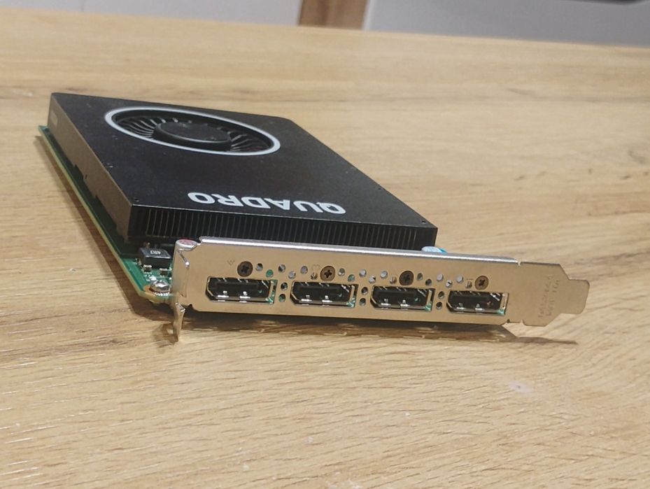 Nvidia Quadro m2000 4gb / сръвнява се с gtx 1650