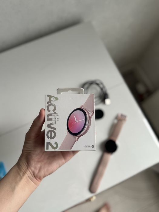 Часы Samsung Galaxy Watch Active2