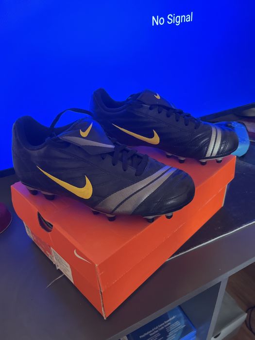 Бутонки Nike phantom