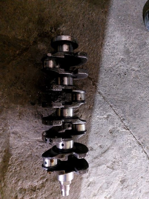 Коленвал 1.8 лада веста