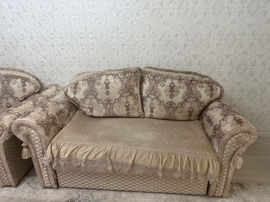Продам диван 3 местный и 2 местный