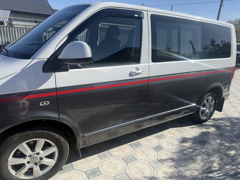 Продам автомобиль марки VW multivan