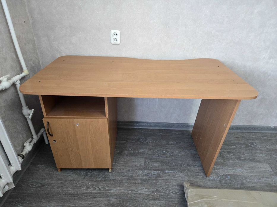 Столик с тумбой + тумба отдельно