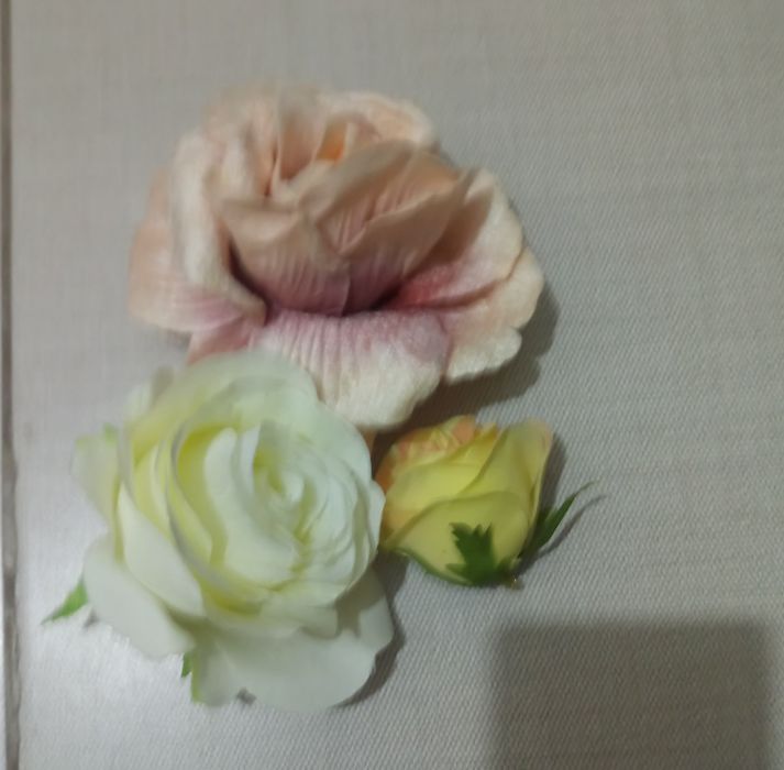 Цветы листья искусственные. Декор.