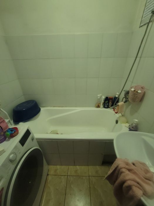 Eshik.parket.vanna.gaz plita. Telvizor.patstafkasi.yana boshqalari