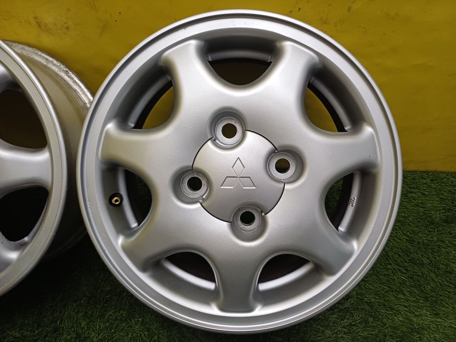 Диски R14 4x114.3 на Mitsubishi и другие.