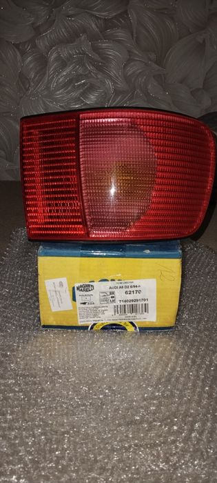 Продам Фонарь задний стоп-сигнал левый для Audi A 8
