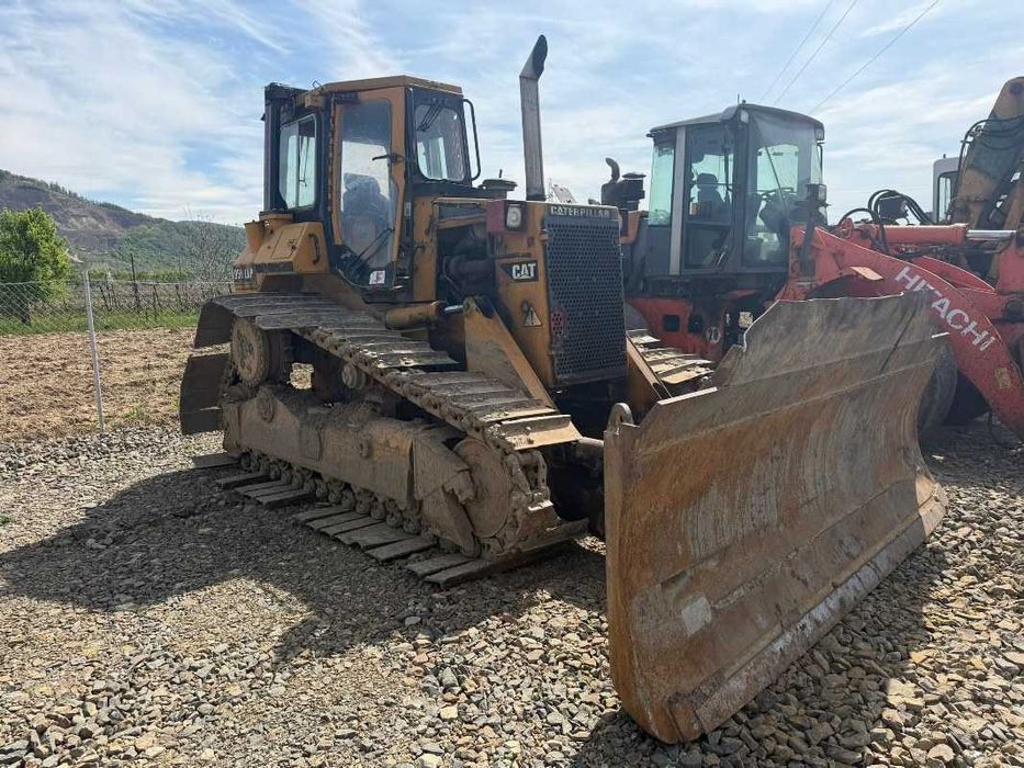 Dezmembrez buldozer Caterpillar D5H