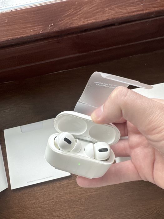 Наушники AirPods Pro (Б/У)