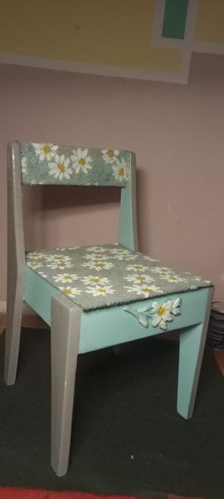 Дизайнерский стульчик
