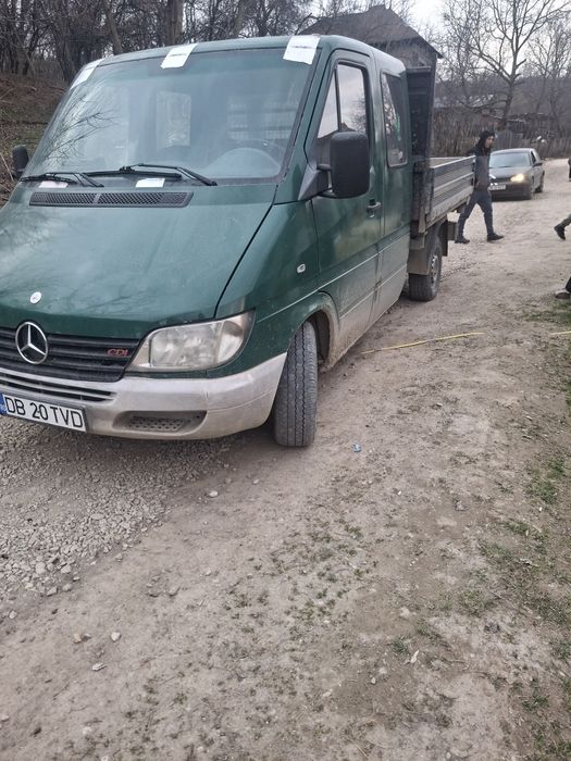 Vând sprinter basculsbil 3 părți motor blocat