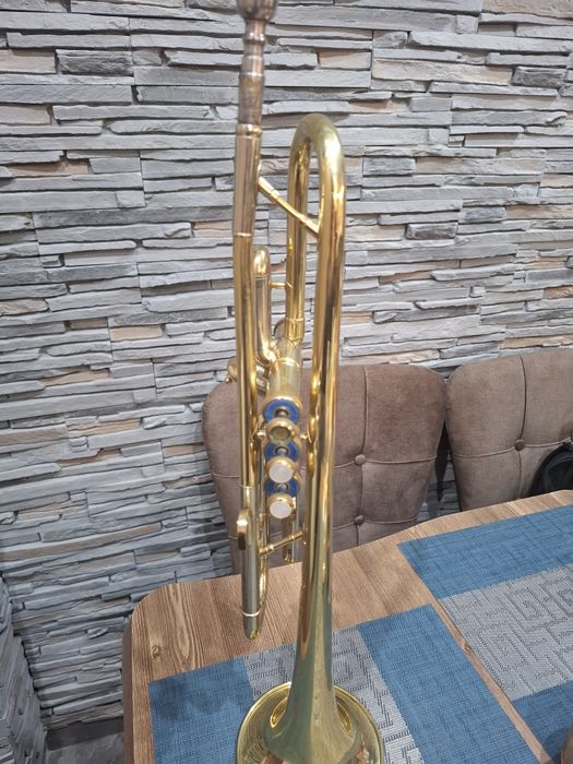 Меден инструмент Тромпет