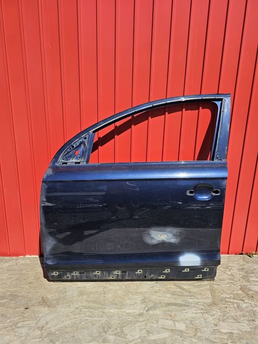 Usa stanga fata Audi Q7 4L dupa 2006 cod 4L0831311A