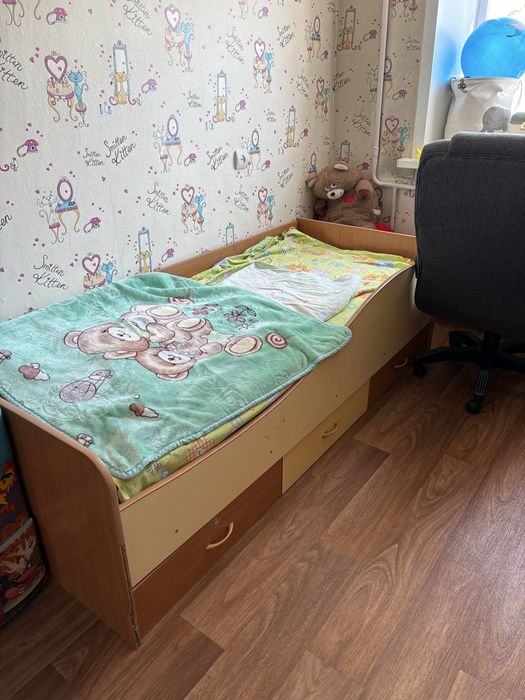 Продам детскую мебель